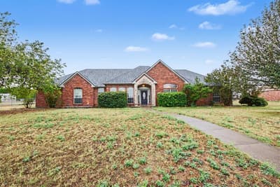 5840 Deerfield Lane, Midlothian TX 76065 - Photo 2