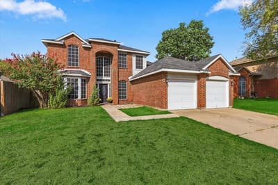 4323 Briar Hill Drive, Grand Prairie TX 75052 - Photo 3