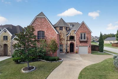 6947 Seabreeze Drive, Grand Prairie TX 75054