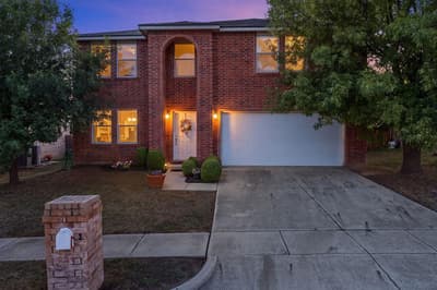 6308 St James Place, Denton TX 76210 - Photo 4