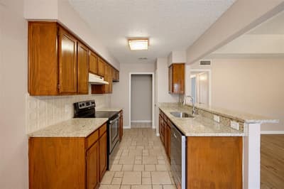 2323 Lido Lane, Arlington TX 76015 - Photo 4