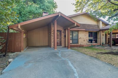 2604 Nina Circle, Grand Prairie TX 75052 - Photo 2