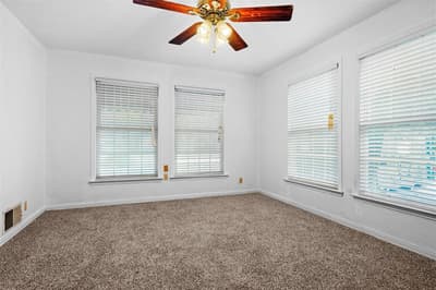 3233 Jane Lane, Haltom City TX 76117 - Photo 4