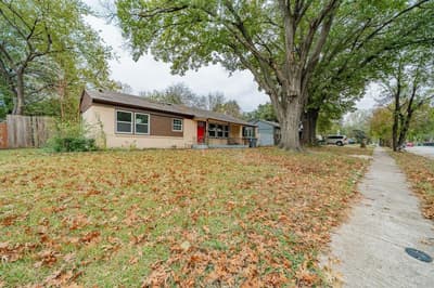 2426 Salerno Drive, Dallas TX 75224 - Photo 3
