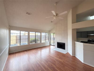 1015 Astaire Avenue, Duncanville TX 75137 - Photo 5