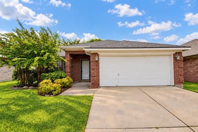 6917 Coldwater Canyon Road, Fort Worth TX 76132