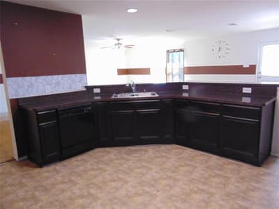 1430 Waldrop Drive, Lancaster TX 75146 - Photo 4