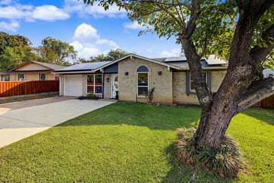 4716 Kyle Drive, Balch Springs TX 75180 - Photo 2