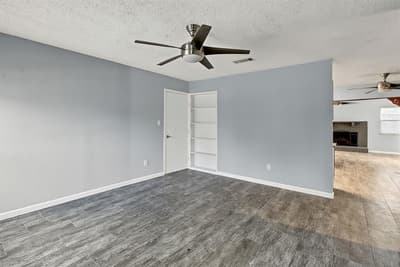 4716 Kyle Drive, Balch Springs TX 75180 - Photo 4