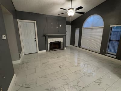 911 Gaynor Avenue, Duncanville TX 75137 - Photo 2