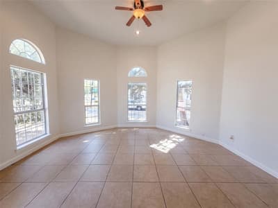 1322 E Waco Avenue, Dallas TX 75216 - Photo 3