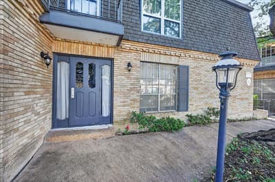 5043 Les Chateaux Drive # 214, Dallas TX 75235 - Photo 2