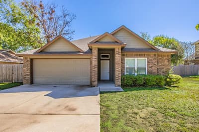 1502 Jane Lane, West TX 76691