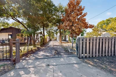 651 Ezekial Avenue, Dallas TX 75217 - Photo 5