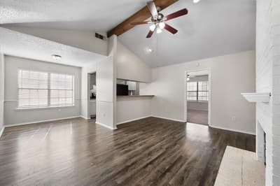 708 Woodland Court, Kennedale TX 76060 - Photo 4