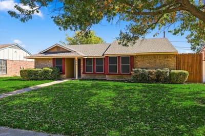 844 Woodrock Drive, Dallas TX 75217 - Photo 3