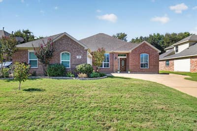 1106 Wedgewood Drive, Mansfield TX 76063
