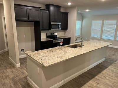 305 W Houston Street, Leonard TX 75452 - Photo 5