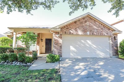 3252 Torio, Grand Prairie TX 75054