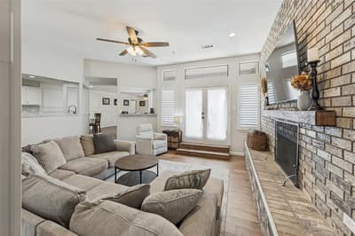 2709 Edinboro Drive, Arlington TX 76012 - Photo 4