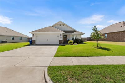 106 Palamino Dr, Lindsay TX 76250