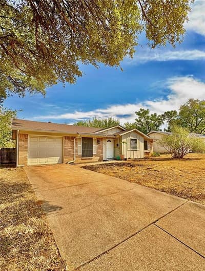 1104 Crane Drive, Euless TX 76039 - Photo 3