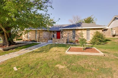 1205 Denmark Street, Grand Prairie TX 75050 - Photo 4
