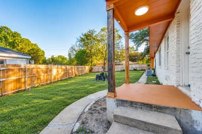 2626 Crest Avenue, Dallas TX 75216 - Photo 5