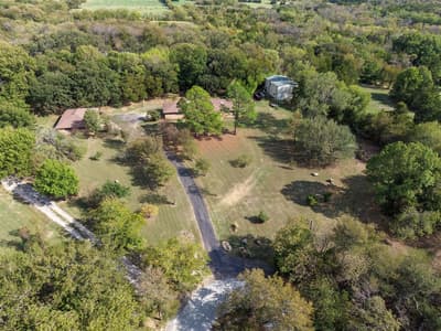 82 Shawnee Circle, Denison TX 75020 - Photo 2