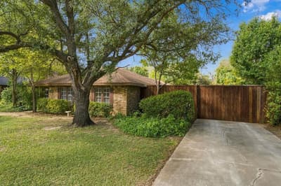 1016 Meadows Drive, Corinth TX 76208 - Photo 2