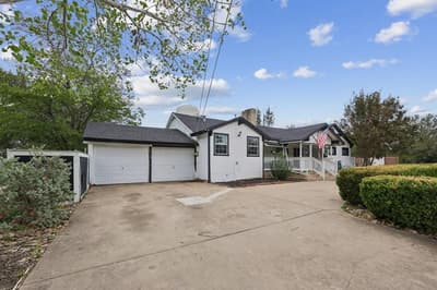 3312 Meadow Oaks Drive, Haltom City TX 76117