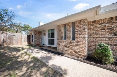 7437 Little Rock Lane, Fort Worth TX 76120 - Photo 4