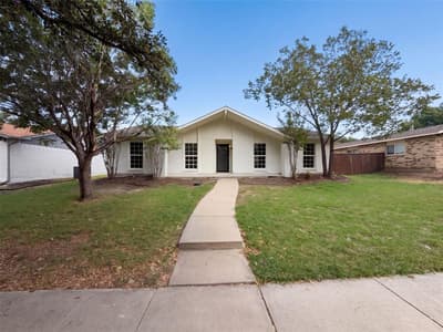 5005 Strickland Avenue, The Colony TX 75056