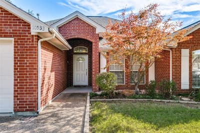 10533 Whitestone Ranch Road, Benbrook TX 76126 - Photo 2