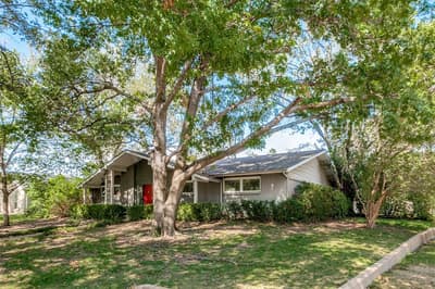 12515 Cedar Bend Drive, Dallas TX 75244 - Photo 2