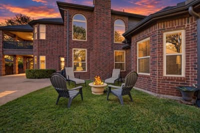 204 Castle Hill Drive, Burleson TX 76028 - Photo 3