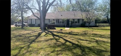 1061 S Main Street, Ferris TX 75125 - Photo 2