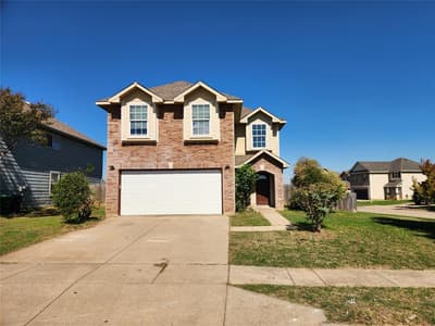 237 Crescent Ridge Drive, Fort Worth TX 76140