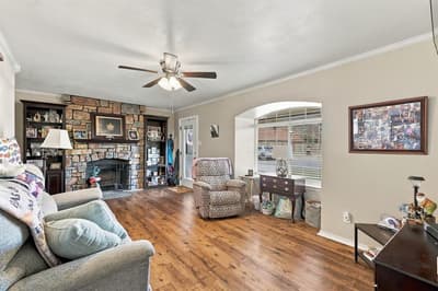 114 Brookshear Drive, Whitesboro TX 76273 - Photo 3