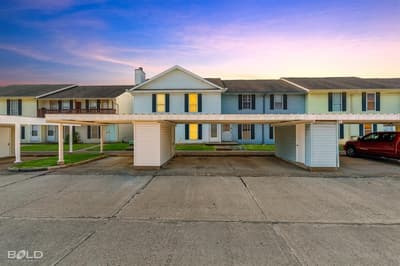 2138 Airline Drive # 107, Bossier City LA 71111