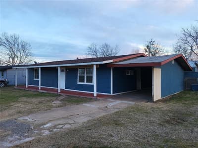 623 W Mesquite Street, Jacksboro TX 76458