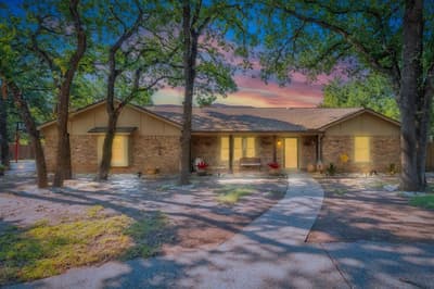 786 Eagle Canyon Drive, China Spring TX 76633