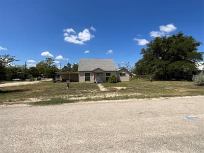 302 Hillcrest Street, Hico TX 76457