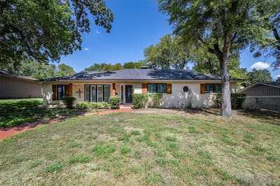 5017 Boulder Lake Road, Fort Worth TX 76103