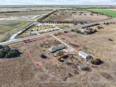 10492 US Highway 69, Trenton TX 75490