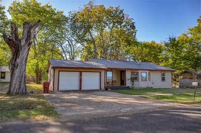 630 Faucett Street, Blossom TX 75416