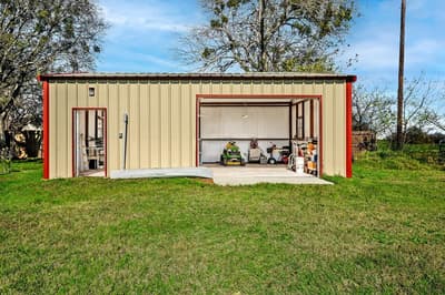 1209 Sherman Street, Tioga TX 76271
