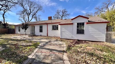 2522 N Hughes Avenue, Fort Worth TX 76103