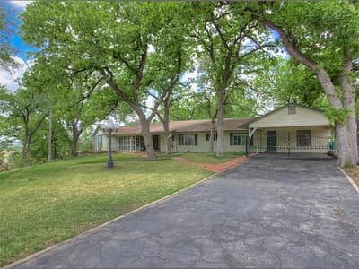 1901 Bluebird Avenue, Fort Worth TX 76111