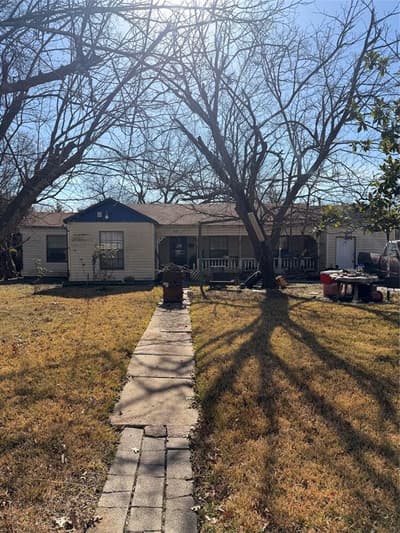 114 E Park Place Drive, Lancaster TX 75134